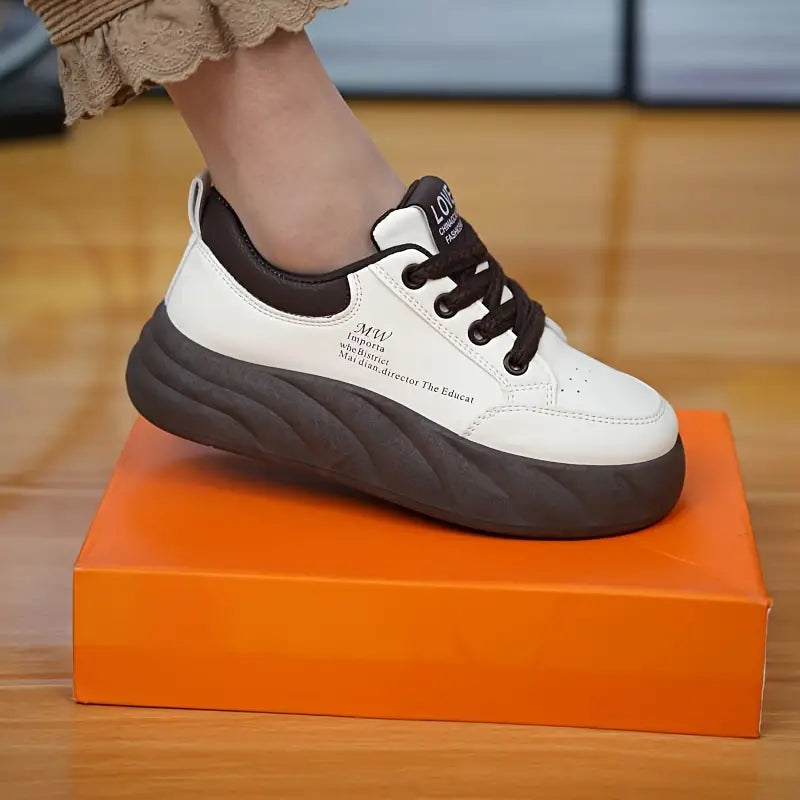 "MW LOVE" Tenis modernos Edicion limitada 2025