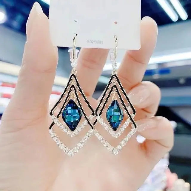PACK DE ARETES ROMBO + ARETES FLECOS